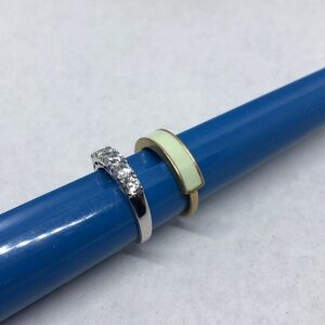 BUNDLE lot 2 j.crew and avon costume rings best for slender fingers